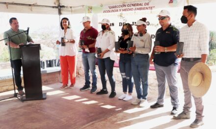 Celebran el “Día Mundial del Árbol” plantando Palo Blanco en el Cerrito del Timbre en CSL￼