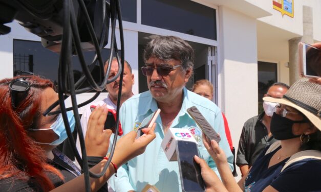 “Cambios en el gabinete se consensúan; se mueven o se quedan los necesarios y ahí no hay vuelta de hoja”: alcalde Oscar Leggs Castro